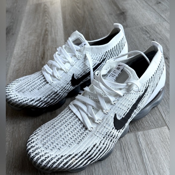 nike air vapormax flyknit 3 zebra